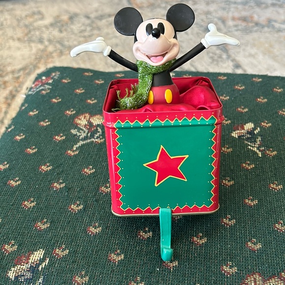 Disney’s Disney’s store exclusive Mickey in the box stocking holder - Picture 2 of 8